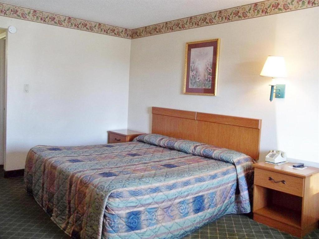 America'S Best Inn - Brinkley Exterior photo